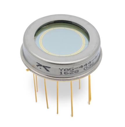Mechanical pin-out of the YAG-444-4AH-H or YAG-555-4AH-H with built-in heater.